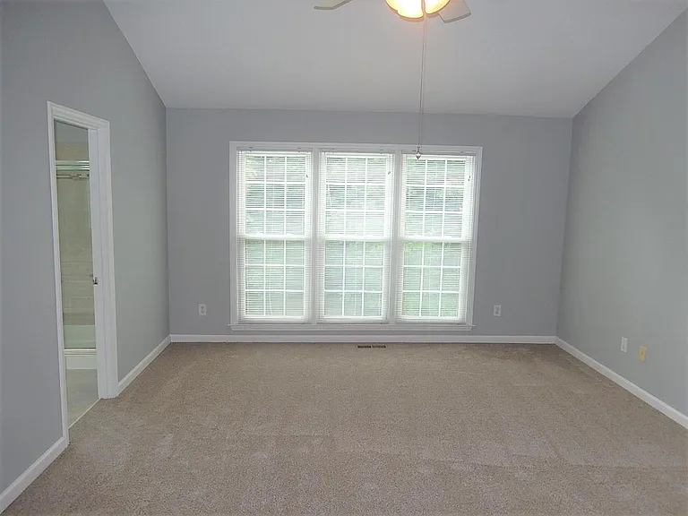 9801 Goodrum Ct — Photo 12