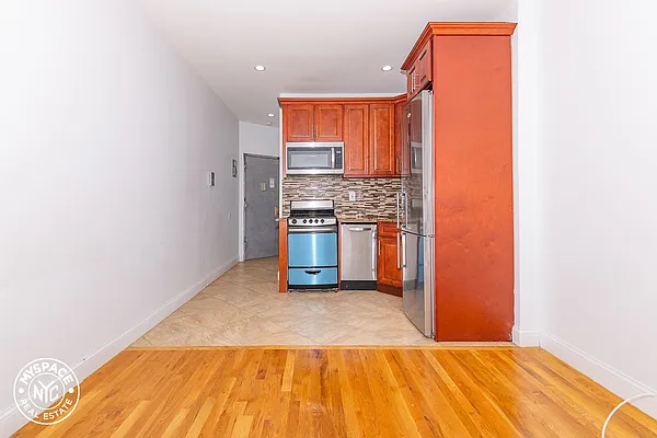 Rented by MySpaceNYC | media 21