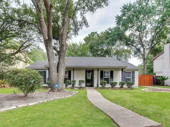 9810 Cantertrot Drive, Humble, TX 77338