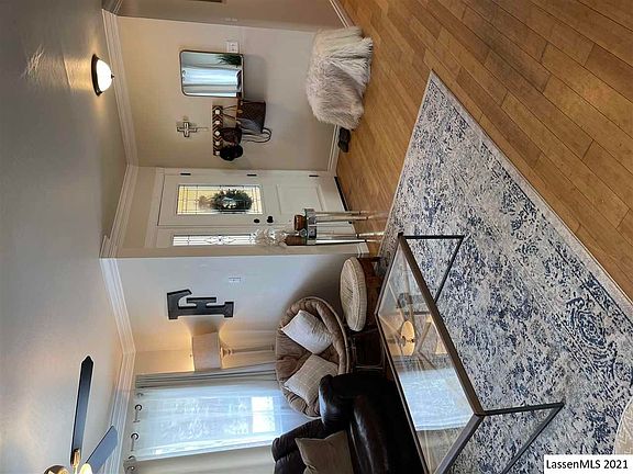 4th image of 472-825 Adele Ct