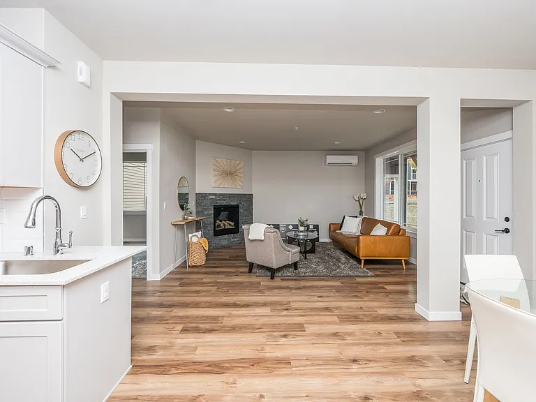 4002 10th St SE — Photo 19