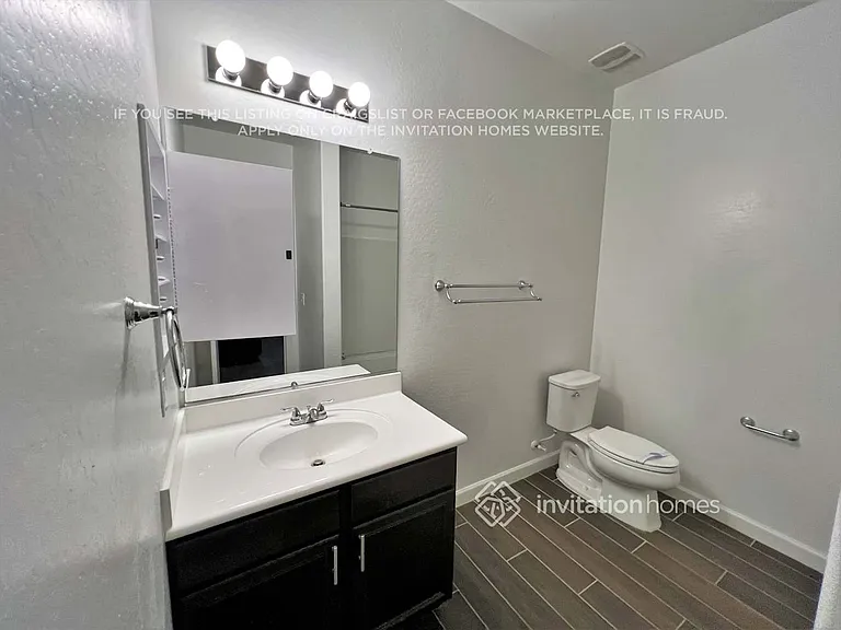 17917 W Tina Ln — Photo 12