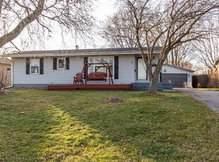 910 14th St, Nevada, IA 50201