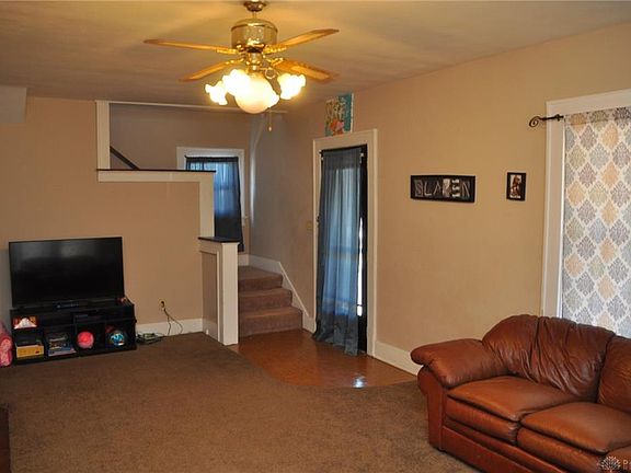 4th image of 603 W Main St