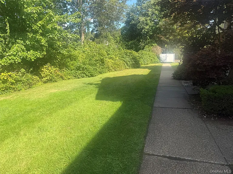 5 Laramie Ct #5 — Photo 5