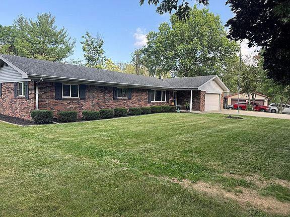4th image of 902 Pavalion Dr