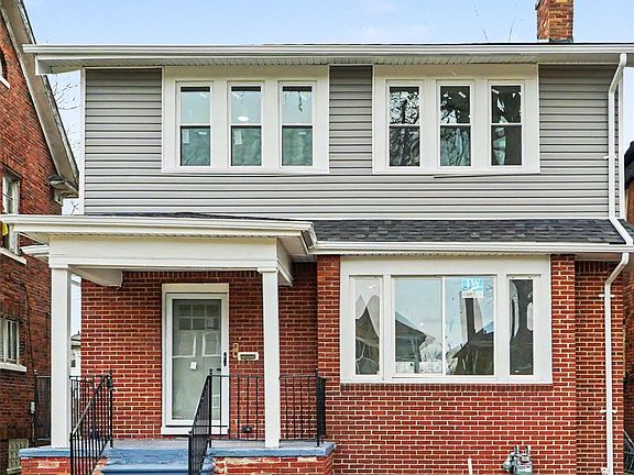 2nd image of 1187 Lawrence St