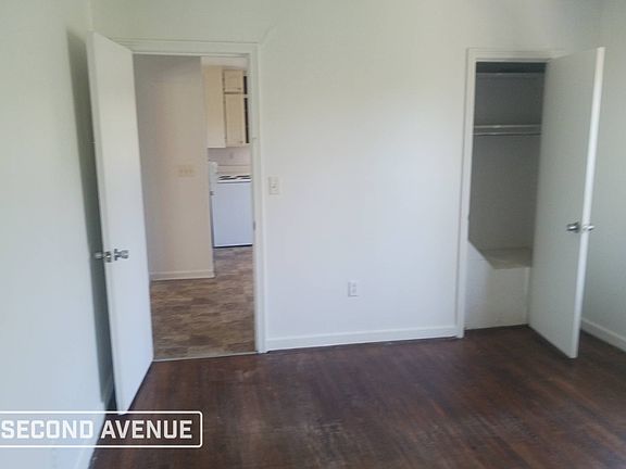 4th image of 9844 Greenlee Rd