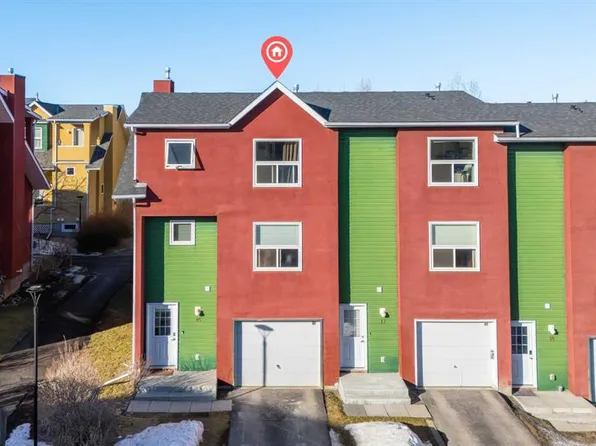 7 SE Westland Rd #16, Okotoks, AB T1S 1Z1