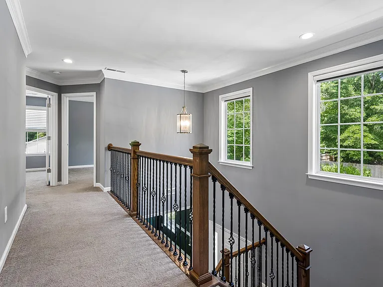 101 Sycamore Ln — Photo 30