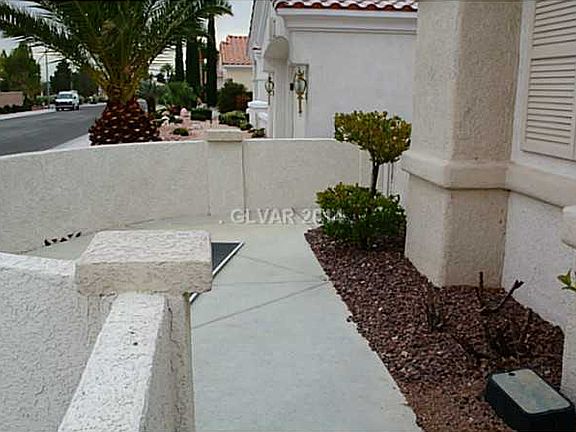 4th image of 2309 Lauren Dr