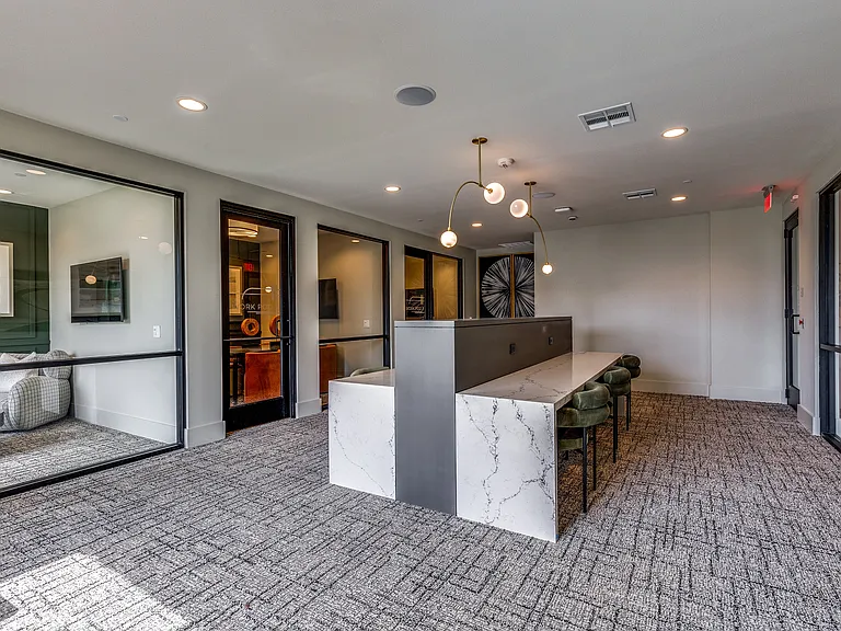 Aura Southgate Apartments — Photo 22