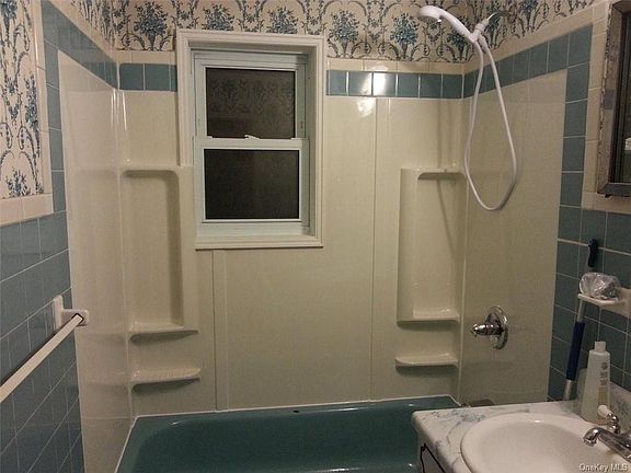 5th image of 2915 Bruner Ave APT 1