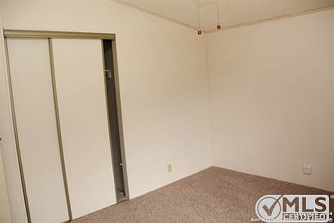 5th image of 324 Willow Dr