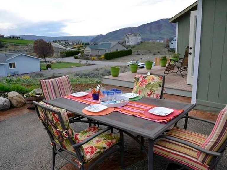 209 Stehekin Way — Photo 21