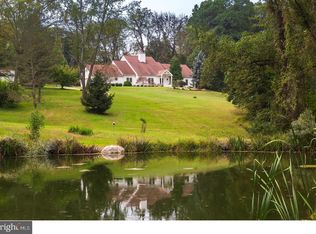 50 Charwynn Ln, Malvern, PA 19355