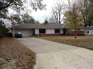 1914 SW Sims Ave, Topeka, KS 66604