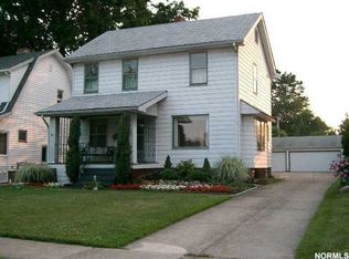 2122 Lincoln Ave, Lakewood, OH 44107