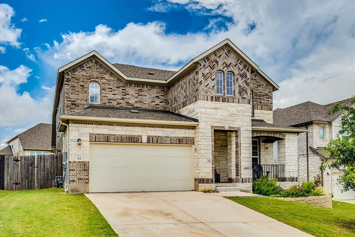 4 bed, 2982 sqft, $3,500 — Photo 1
