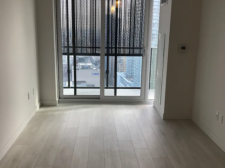 8 Eglinton Ave E #3509 — Photo 4