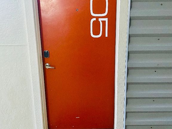 Unit Photo