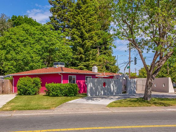 2nd image of 7800 Rosswood Dr
