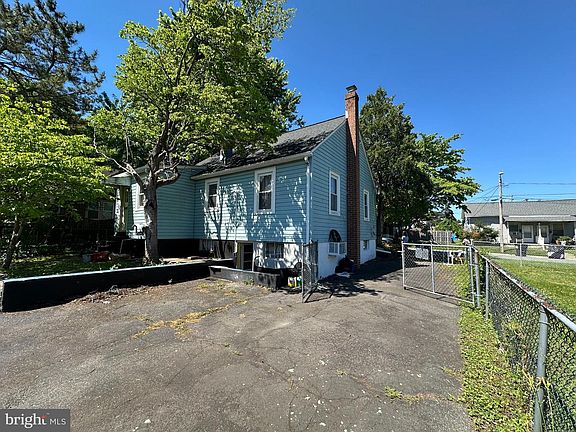 4th image of 410 Ohio Ave