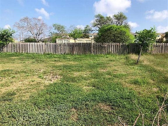 3rd image of 6413 McArdle Rd