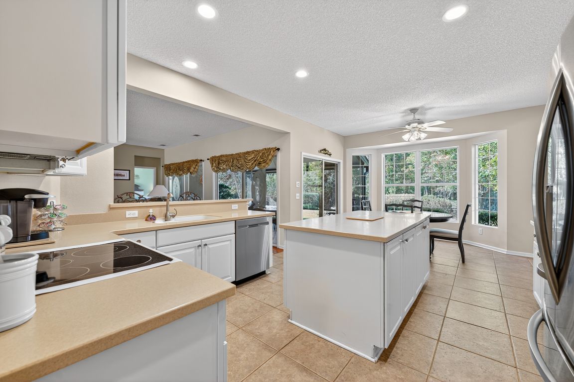 next background image