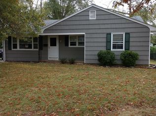 1119 Mohegan Rd, Wall Township, NJ 08736