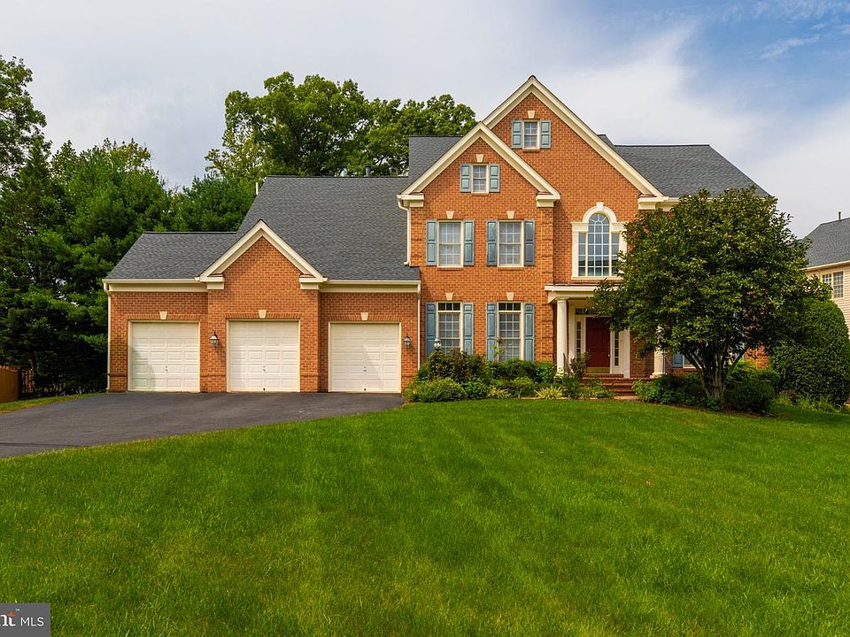 1st image of 4506 Arniel Pl