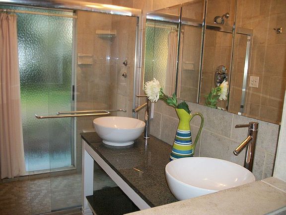 master bath with 7-jetted shower