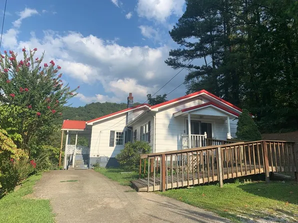 95 Galley St, Hazard, KY 41701