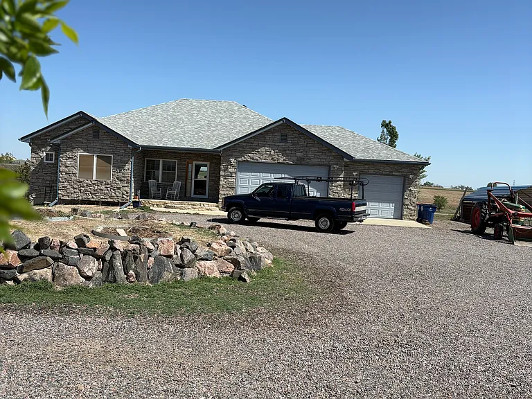 5487 Summit Blvd — Photo 3