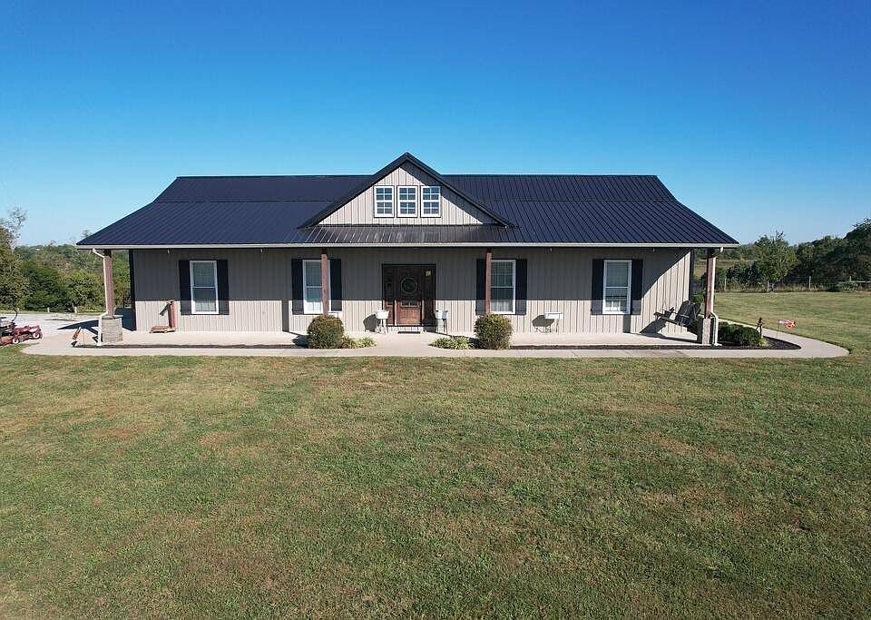 1st image of 273 S Bluegrass Rd