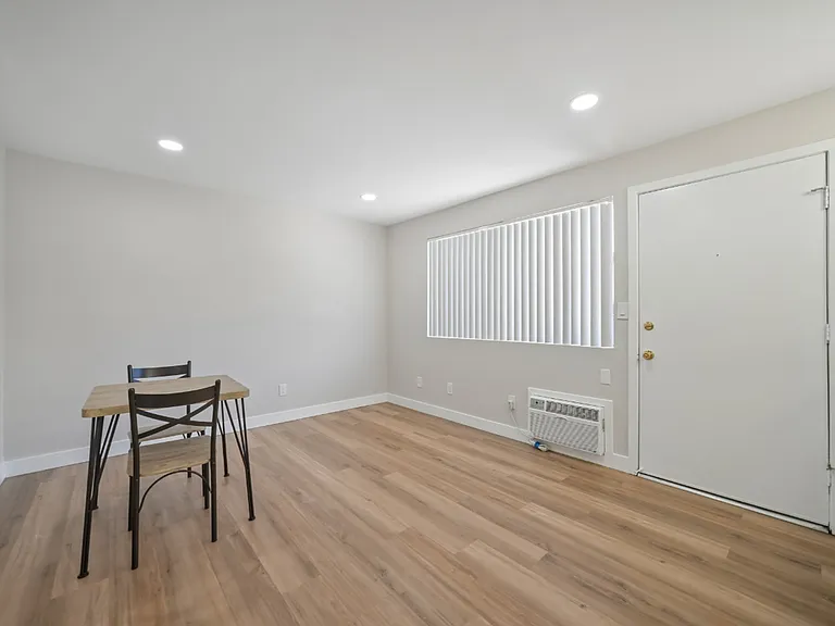 14420 Vista Real Apts — Photo 41