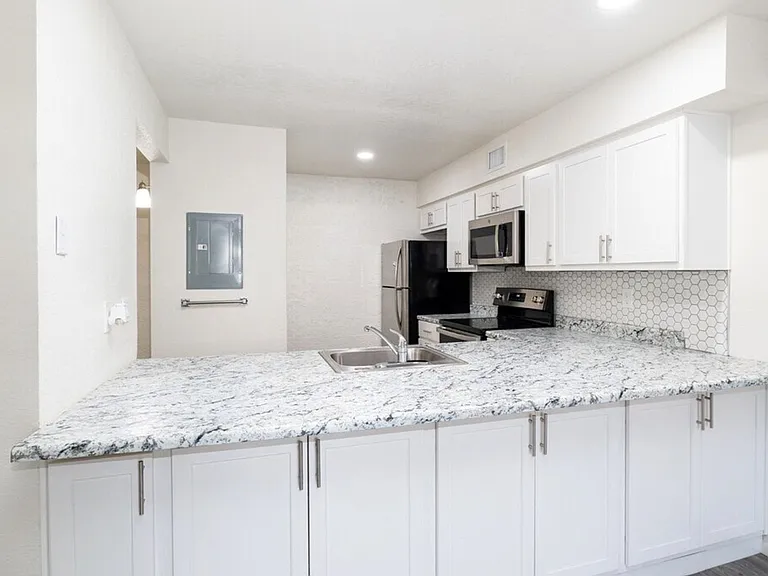 2 months Free Laterl 14 Call today to lock in — Photo 18