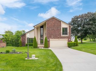 11275 Indian Hills Dr NE, Bolivar, OH 44612