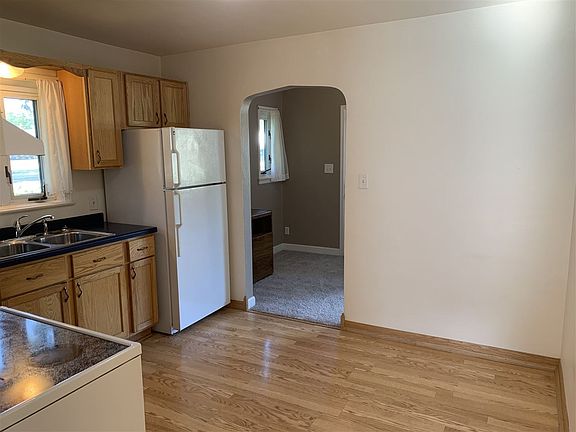 Kitchen to front entry view