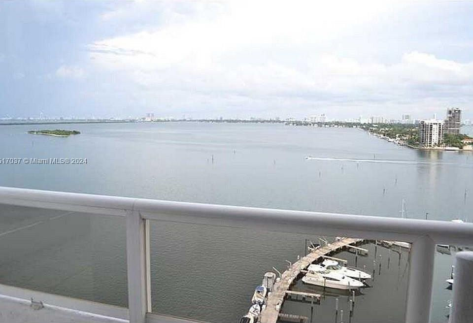 1st image of 1717 N Bayshore Dr #A-1438