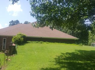 5305 S 120th Rd, Morrisville, MO 65710