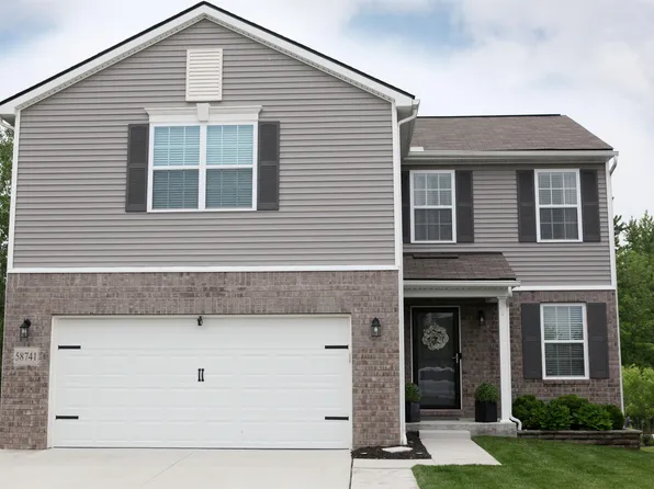 58741 Westmoore Cir, New Haven, MI 48048