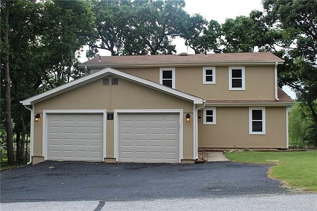 1st image of 17 Clipper Dr
