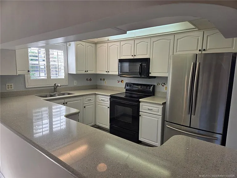 2950 SE Ocean Blvd #126-4 — Photo 6