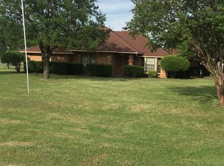 220 Ridge Oak Cir, Red Oak, TX 75154