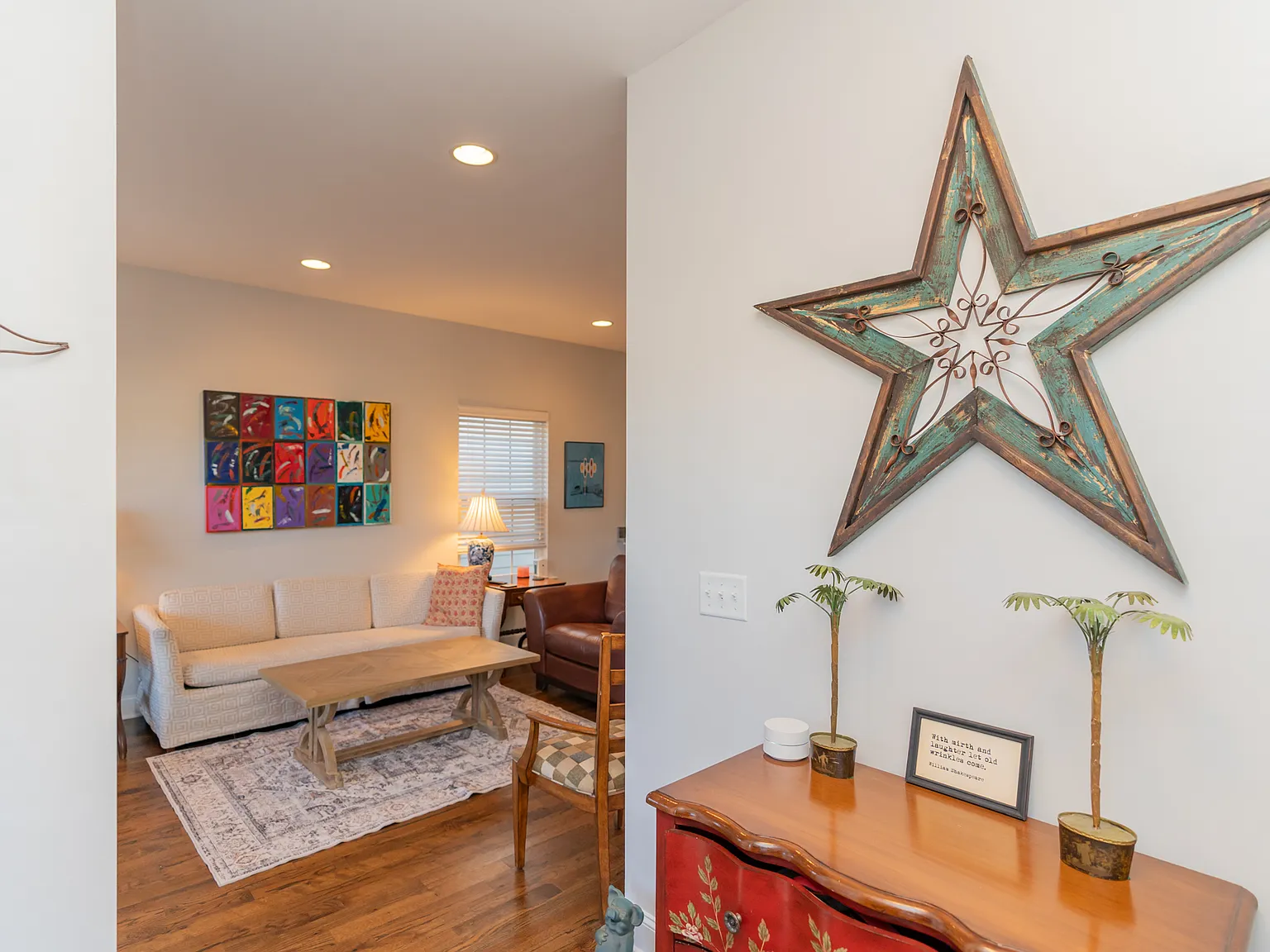 110 W 19th St — Photo 4