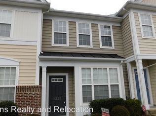 8229 City Loft Ct, Raleigh, NC 27613