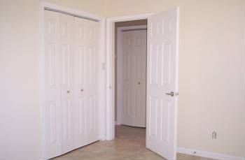 1st image of 417 Cambridge Dr