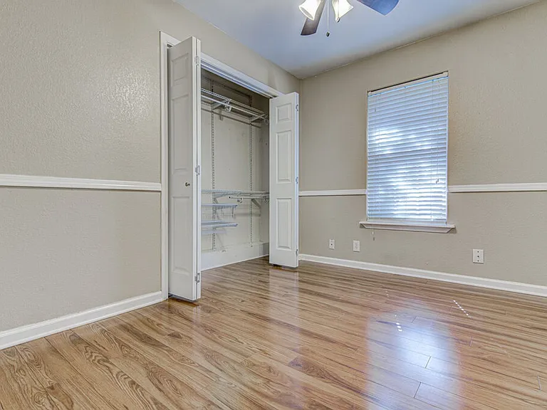 1410 Kamar Dr — Photo 10