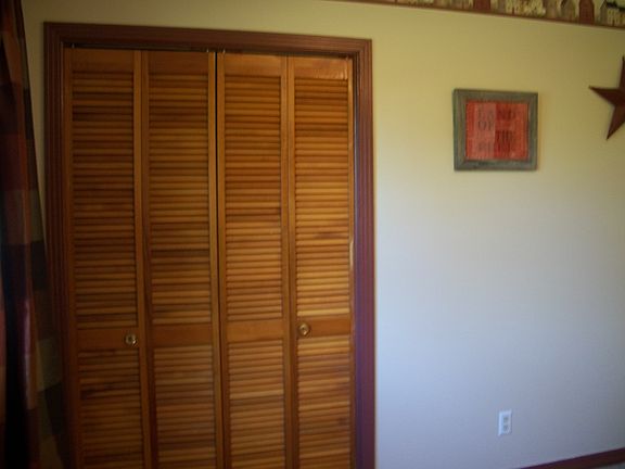 Large closets in all 3 BRs